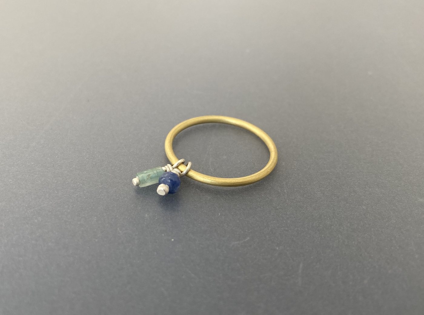 Ring mit Anhänger
